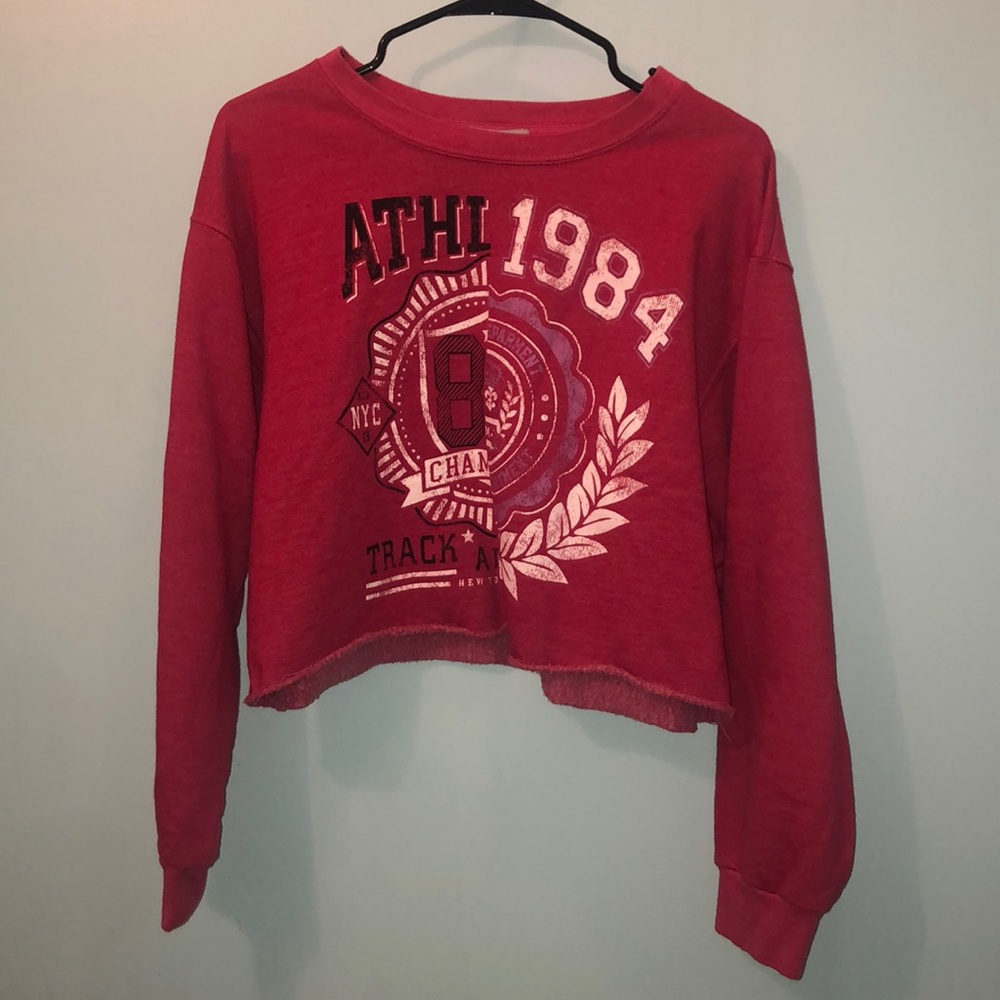 Charlotte Russe Red Cropped Pullover
